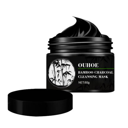 Reinigung und Verkleinerung der Poren Mitesser Peeling-Maske
