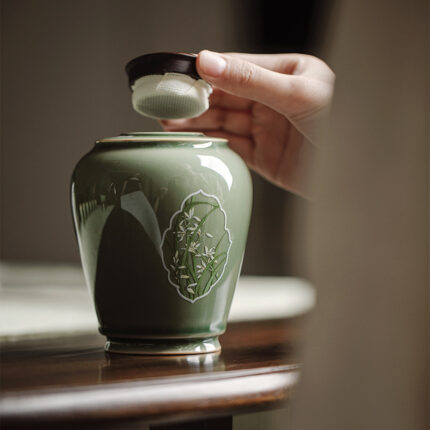 Longquan Celadon Handgemalte Fenster Landan Herbst Teekanne