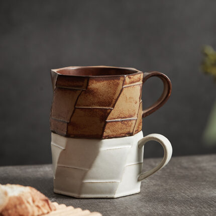Handgemachte Vintage Keramik Kaffeetasse im japanischen Stil