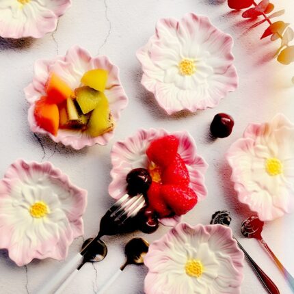 Kreative niedliche Keramik schale geprägte bemalte Blumen