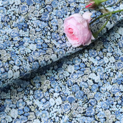 Kleine blaue Rose Floral 80 Stück flaches langes Samt baumwoll bedrucktes Gewebe