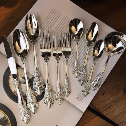 Versilbertes Geschirr Messer Gabel und Löffel Continental Cuisine Suppe Löffel Kuchen Schaufel Silber Retro Set