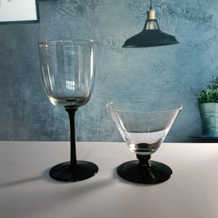 Schwarzer Stock Rotwein glas Eiscreme-Schüssel Nische Retro im europäischen Stil