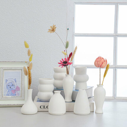 White Pigment Blank Ceramic Vase Art