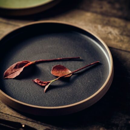 Einfache Retro-Keramik platte im westlichen Stil mit runder Steak