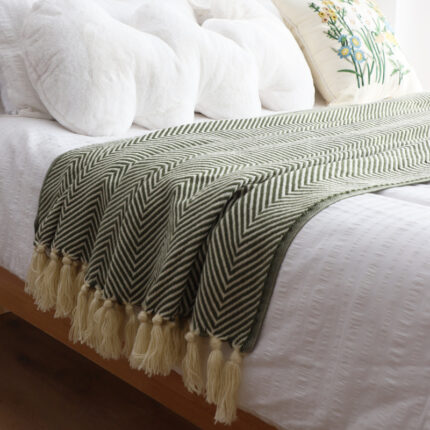 Klassische Retro-Fischgräten-Sofa-Decke