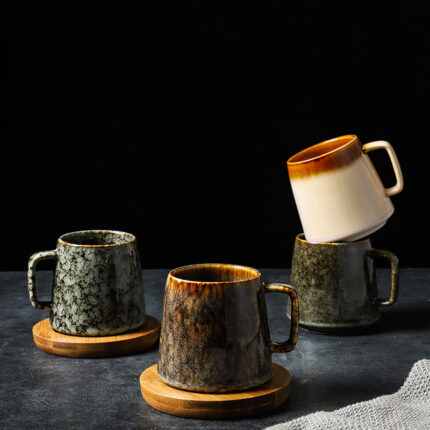 Vintage-Keramik-Tasse im japanischen Stil für Home Office