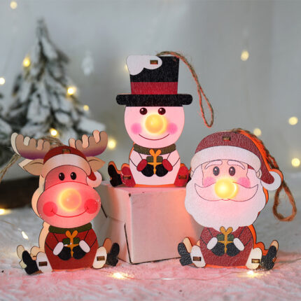 Weihnachts dekoration leuchtende Ornamente aus Holz