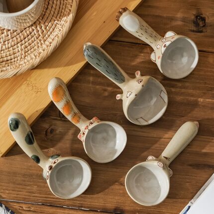 Handmade Coarse Pottery Soup Spoon Short Handle Cute And Beautiful Tableware